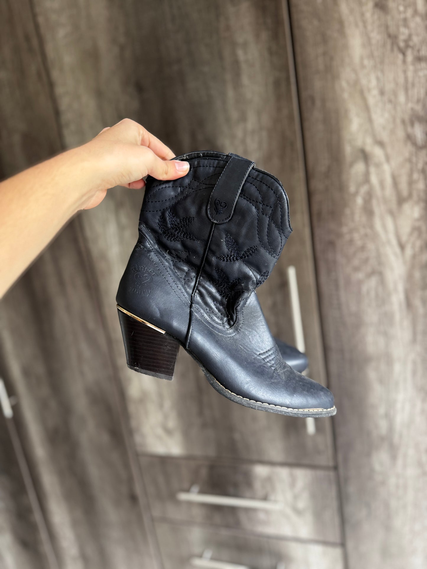 Ginger Mary boots (O)