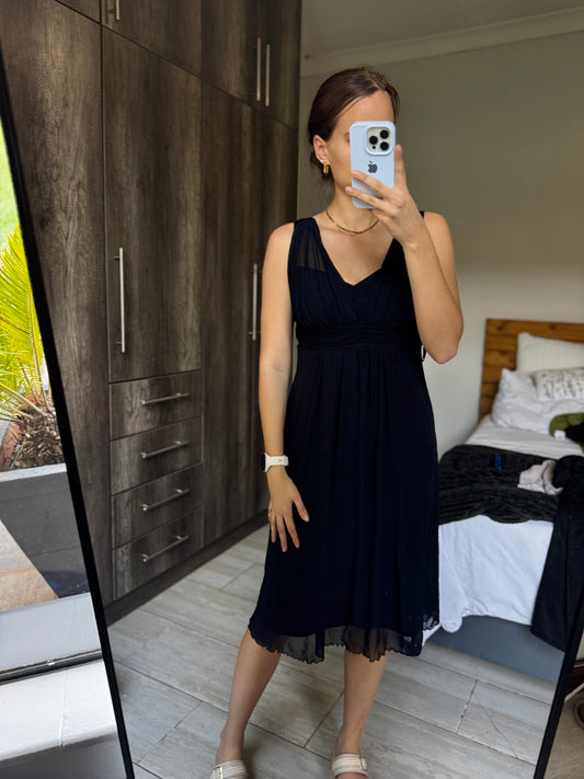 Queenspark black dress (TT)