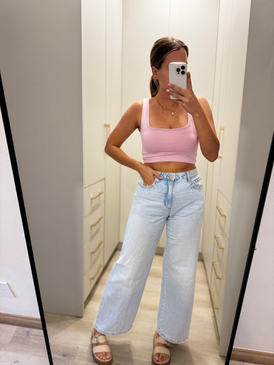Pink top (P)