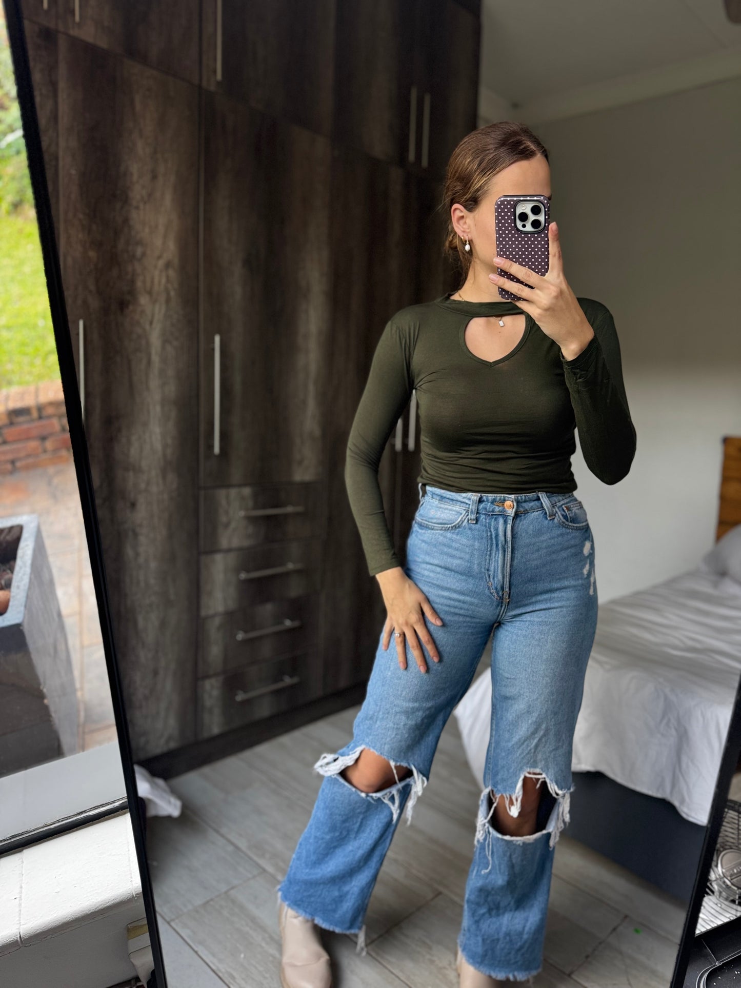 Green top (D)