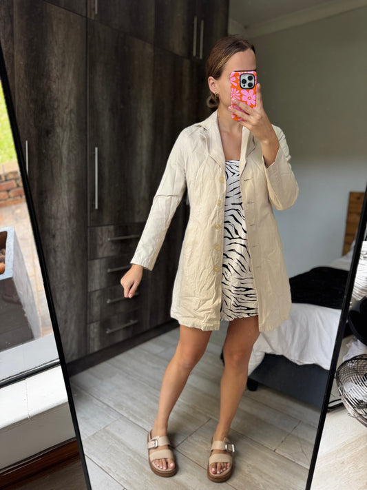 Cream coat (BB)