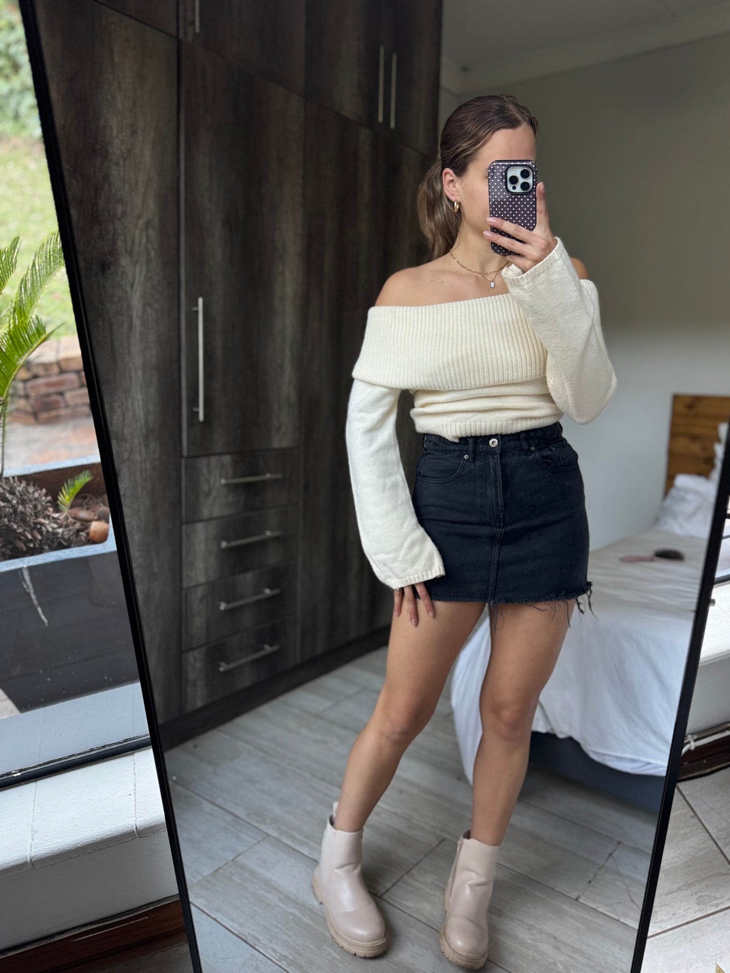 ZARA black denim skirt (SS)