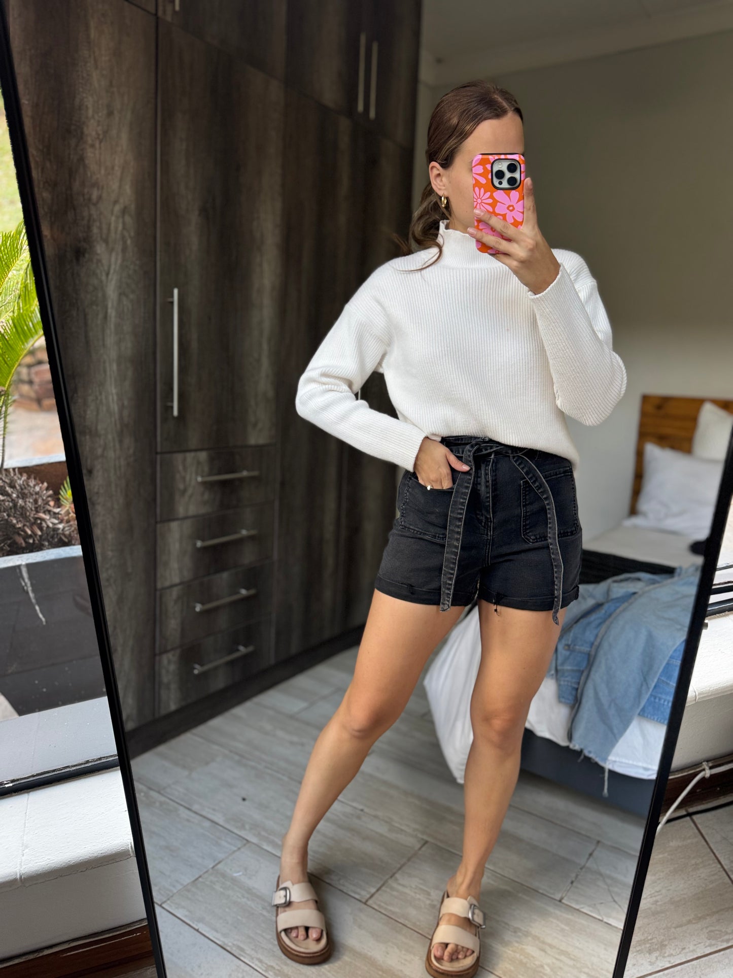 Woolworths black shorts (DD)
