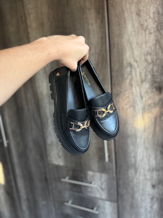 Brand New black loafers (SS)
