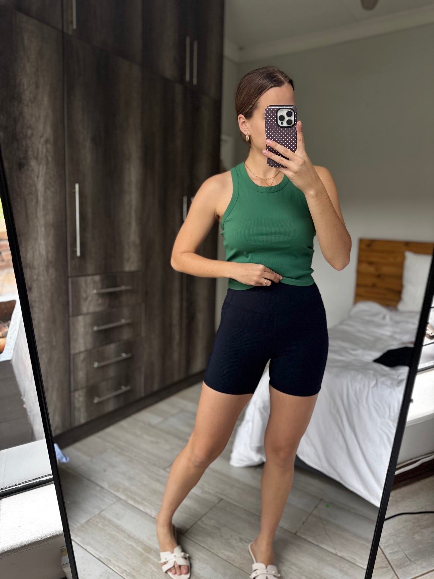 Cotton on ribbed gym shorts (L)