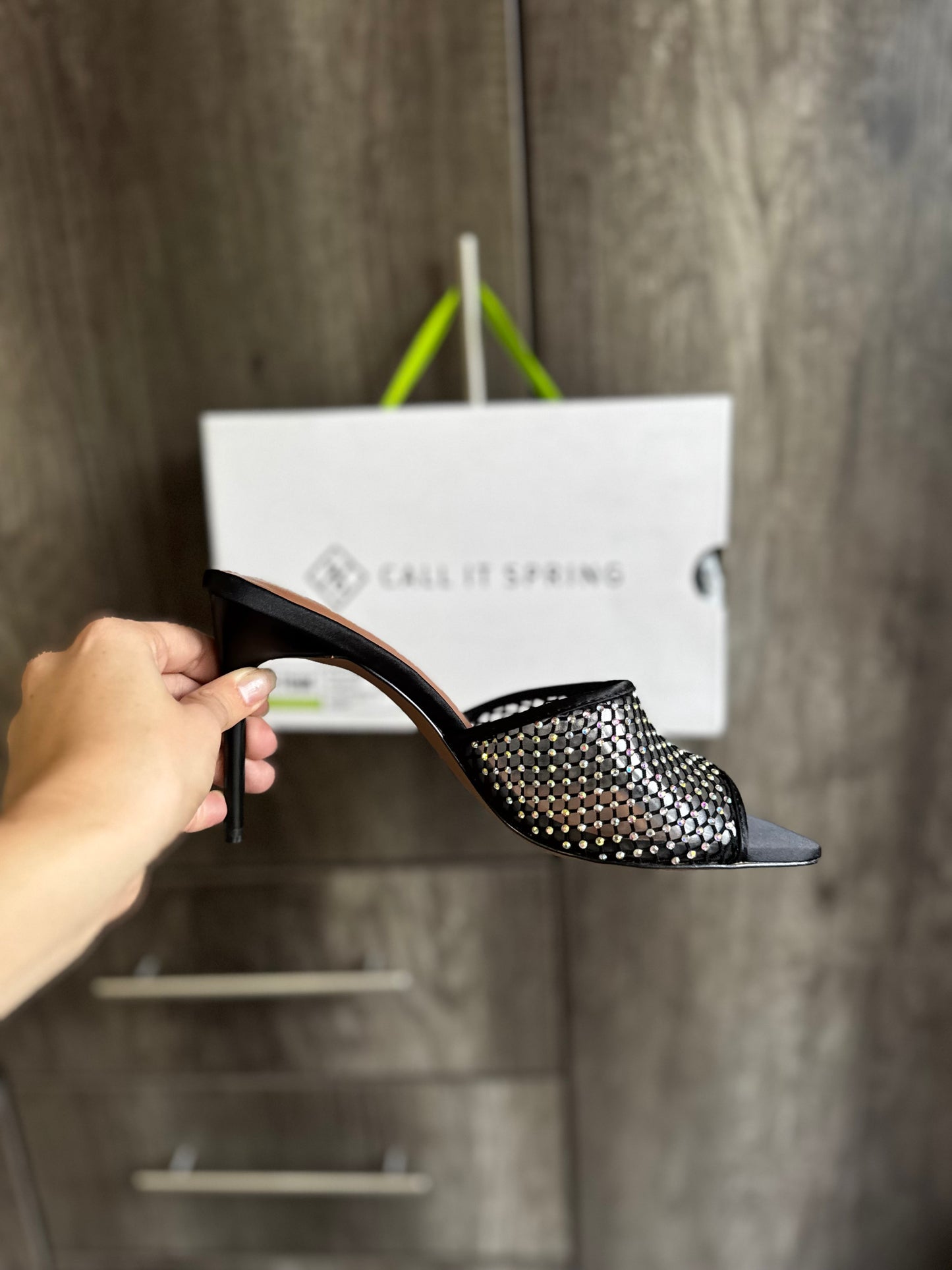 Brand New Call It Spring stunning heels (ZZ)