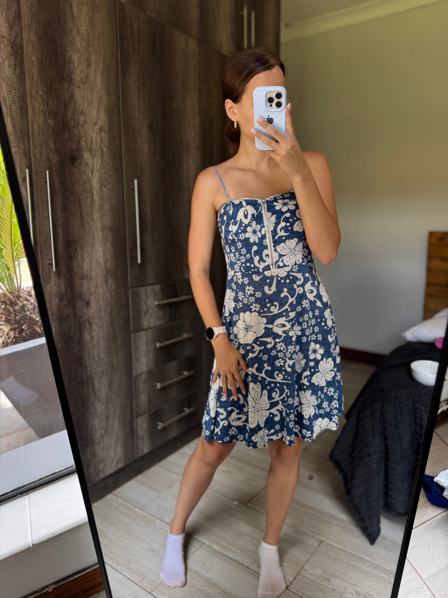 Blue floral dress (A)