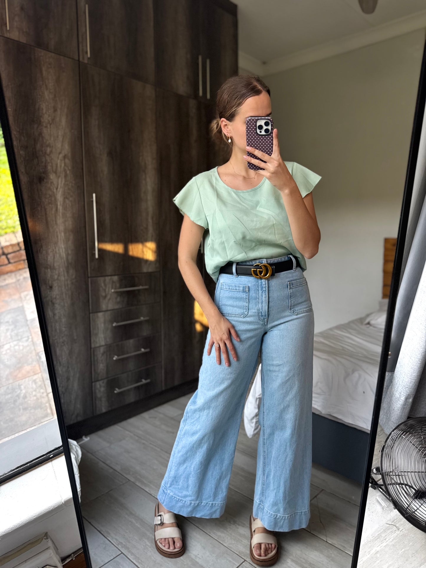 Green top (E)