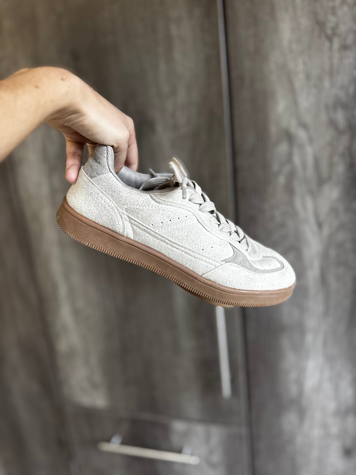 Woolworths sneakers (UU)