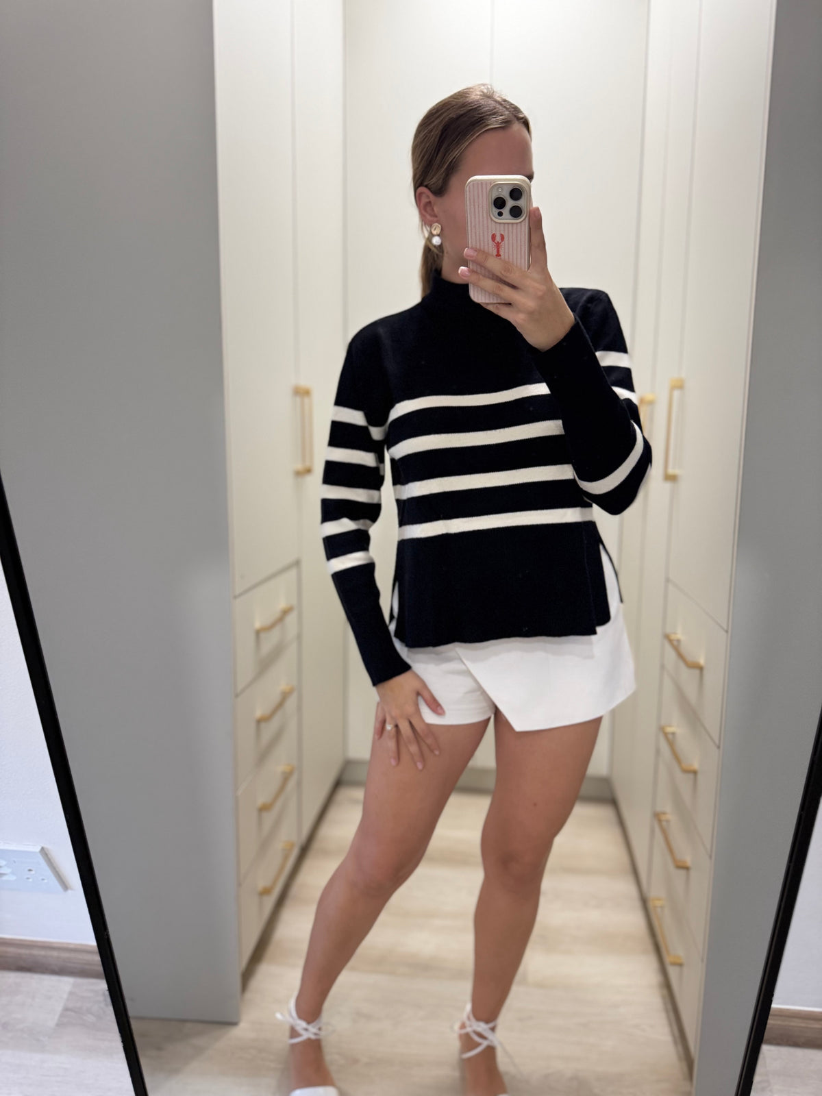 Striped knitted sweater (J)