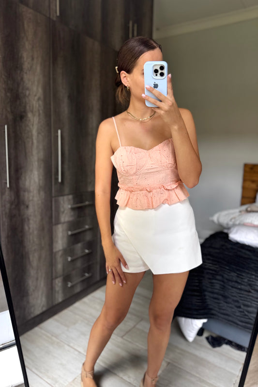 Stunning floral top (HH)