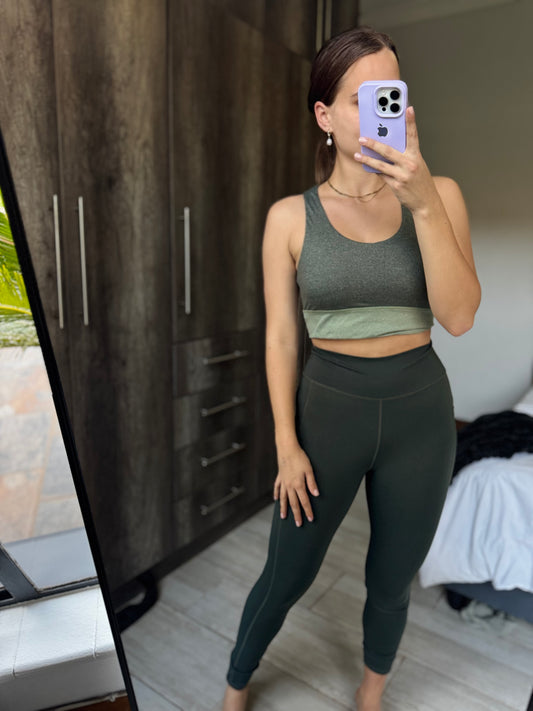Cotton on green sports bra (H)