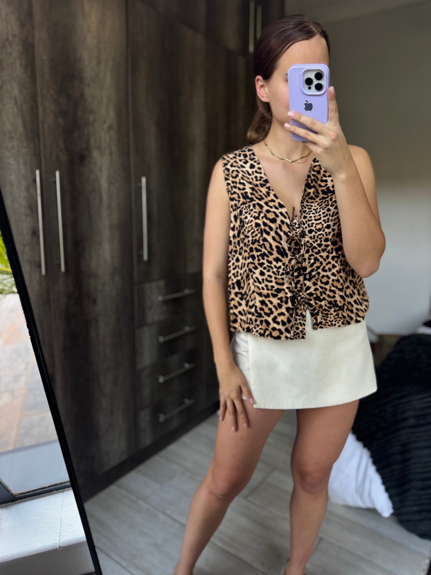 Leopard print topw with bow ties (F)