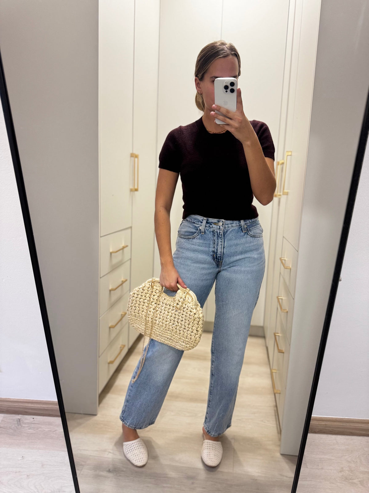 Maroon knit top (Q)