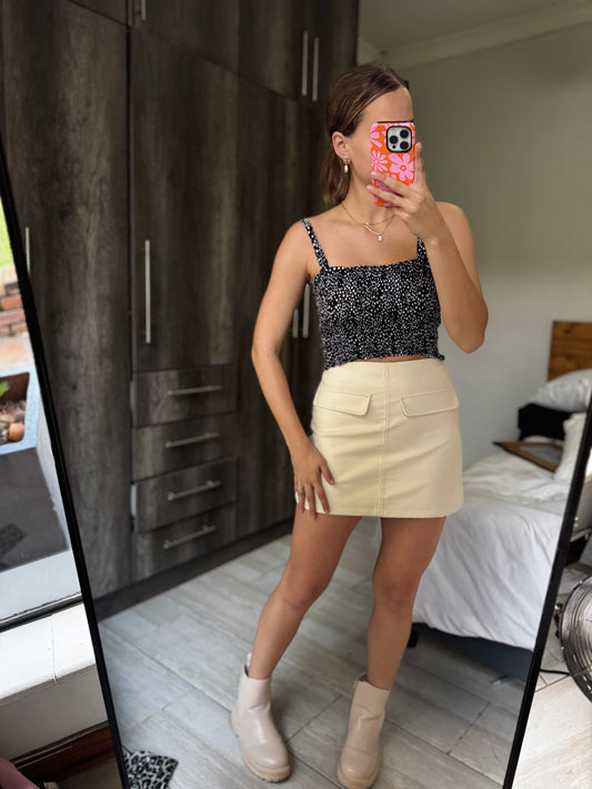 Black pretty top (FF)