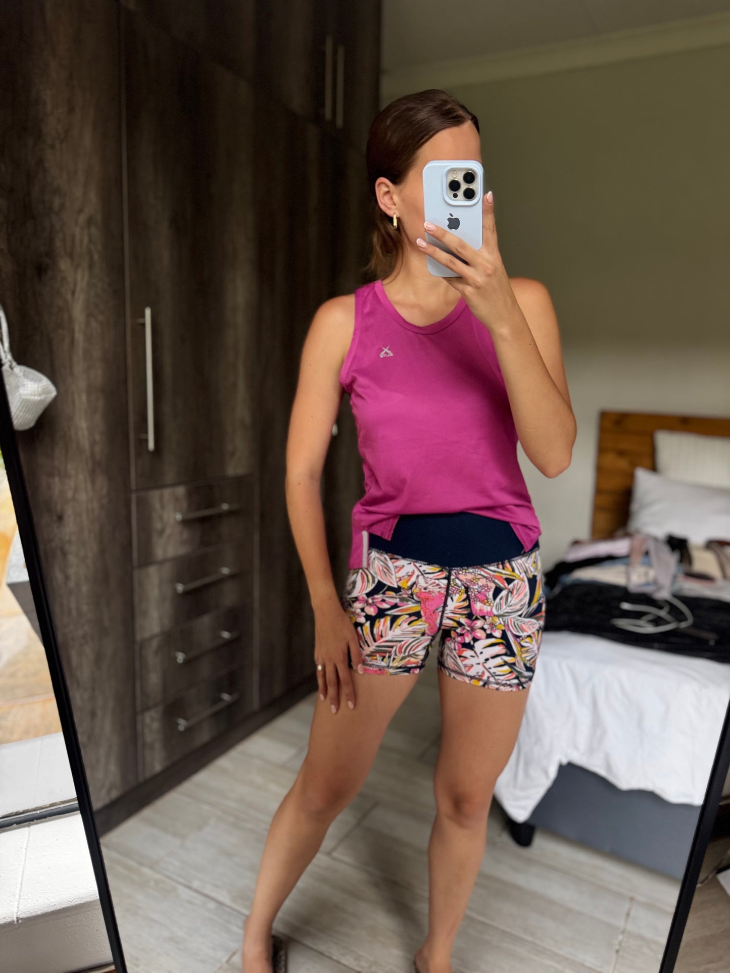 Cotton on gym shorts (E)