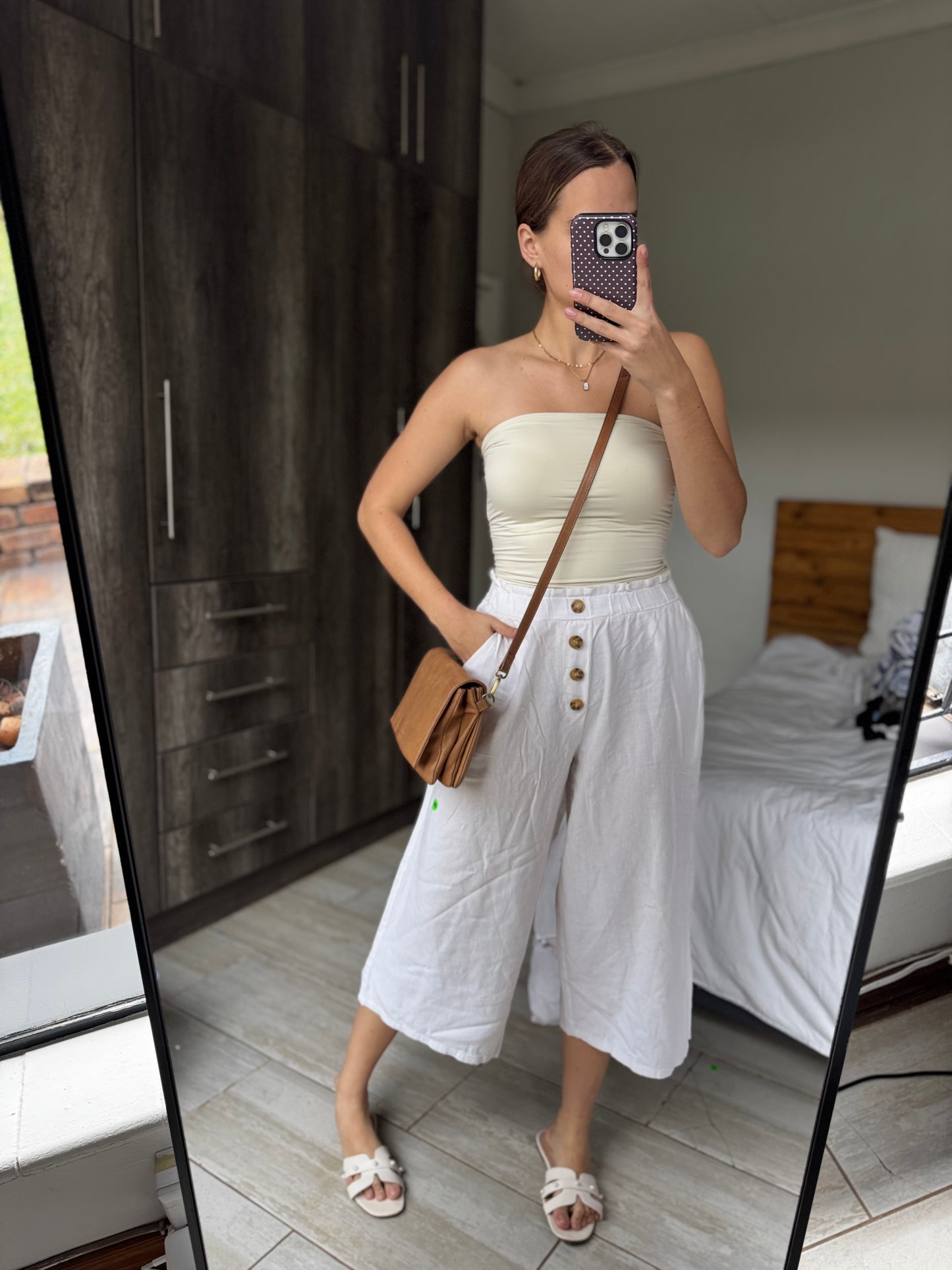Cotton on cream pants (L)
