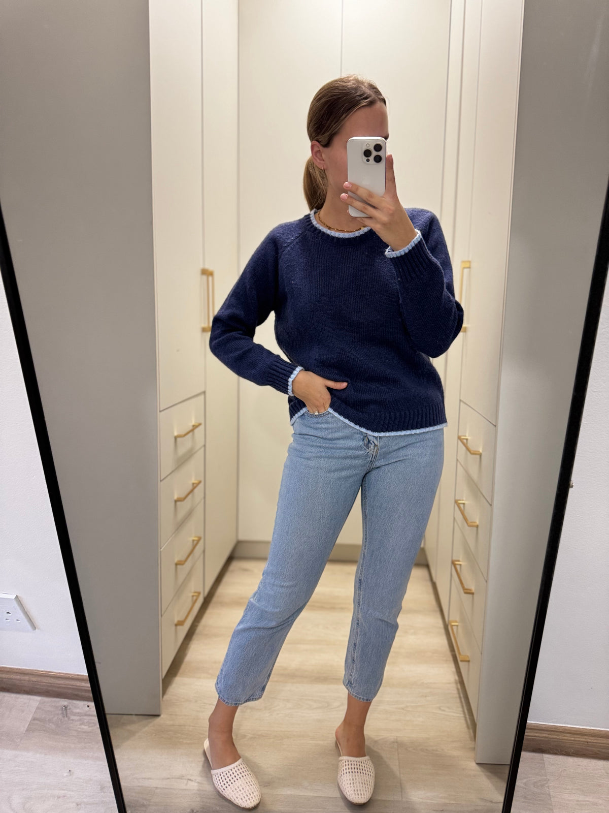 Navy knitted sweater (S)
