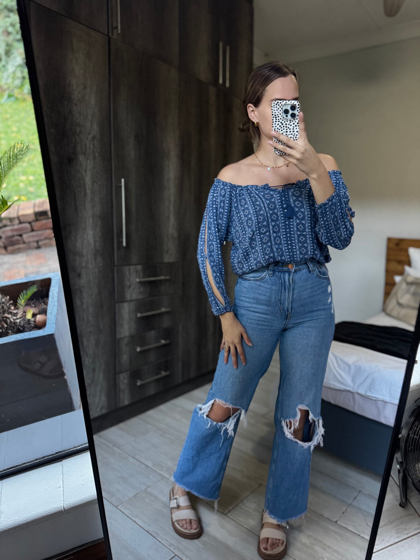 Blue pretty top (A)