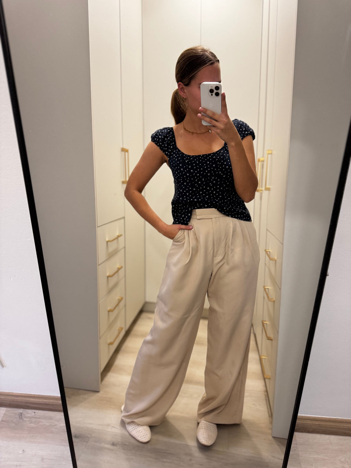 Cream pants (X9)