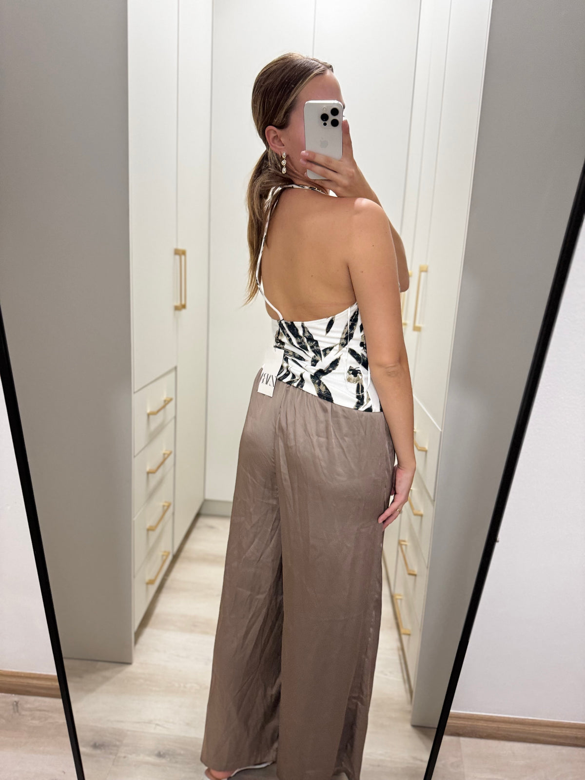 Brand New ZARA stunning top (HH)
