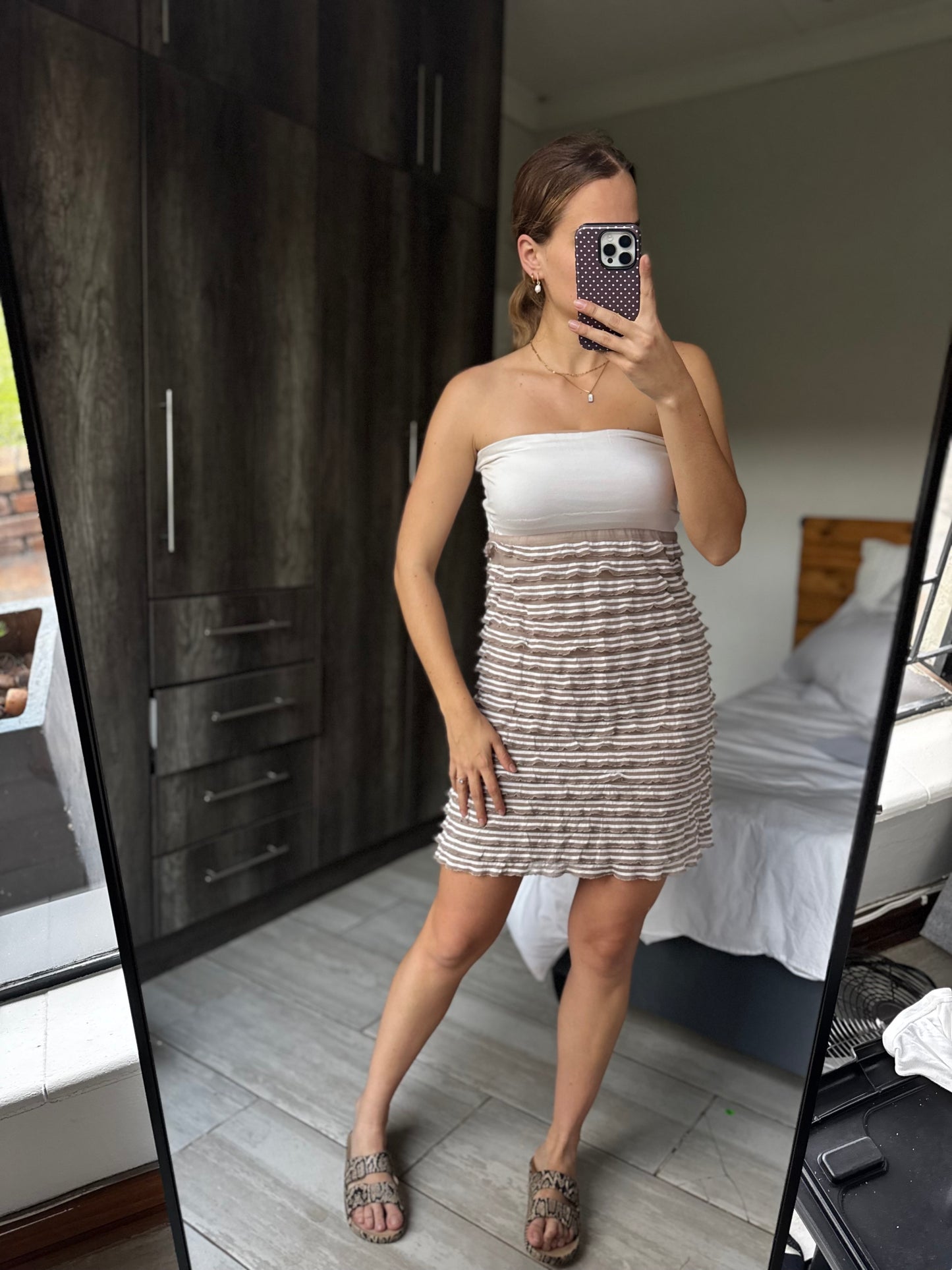Pretty dress (AA)