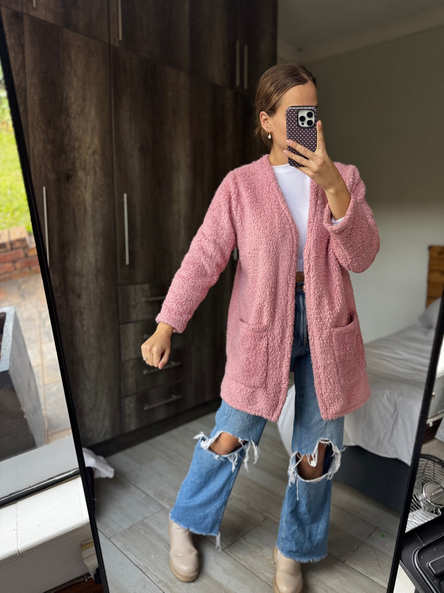 Pink fluffy cardigen (D)