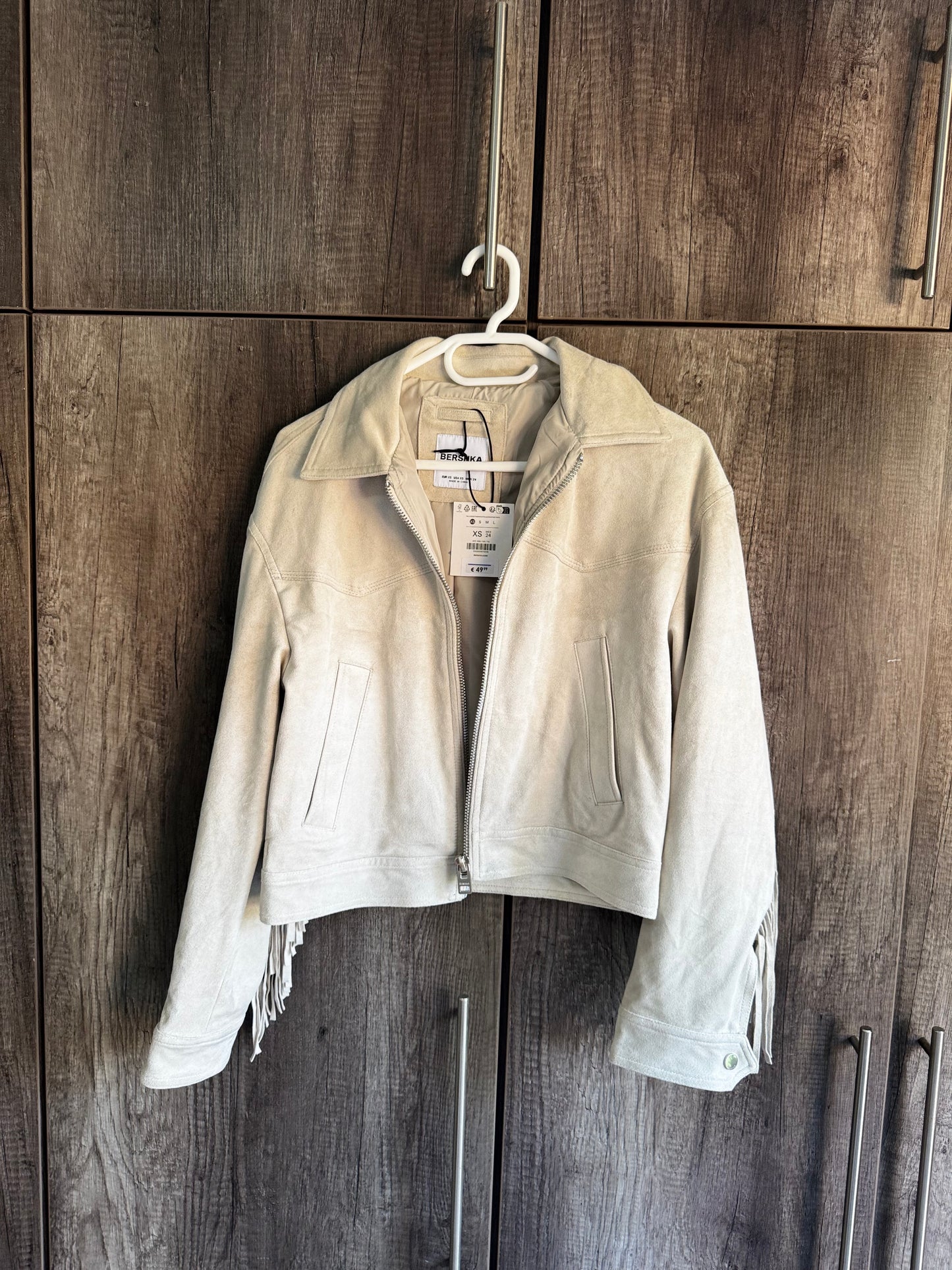 Brand New BERSHKA stunning jacket (HH)