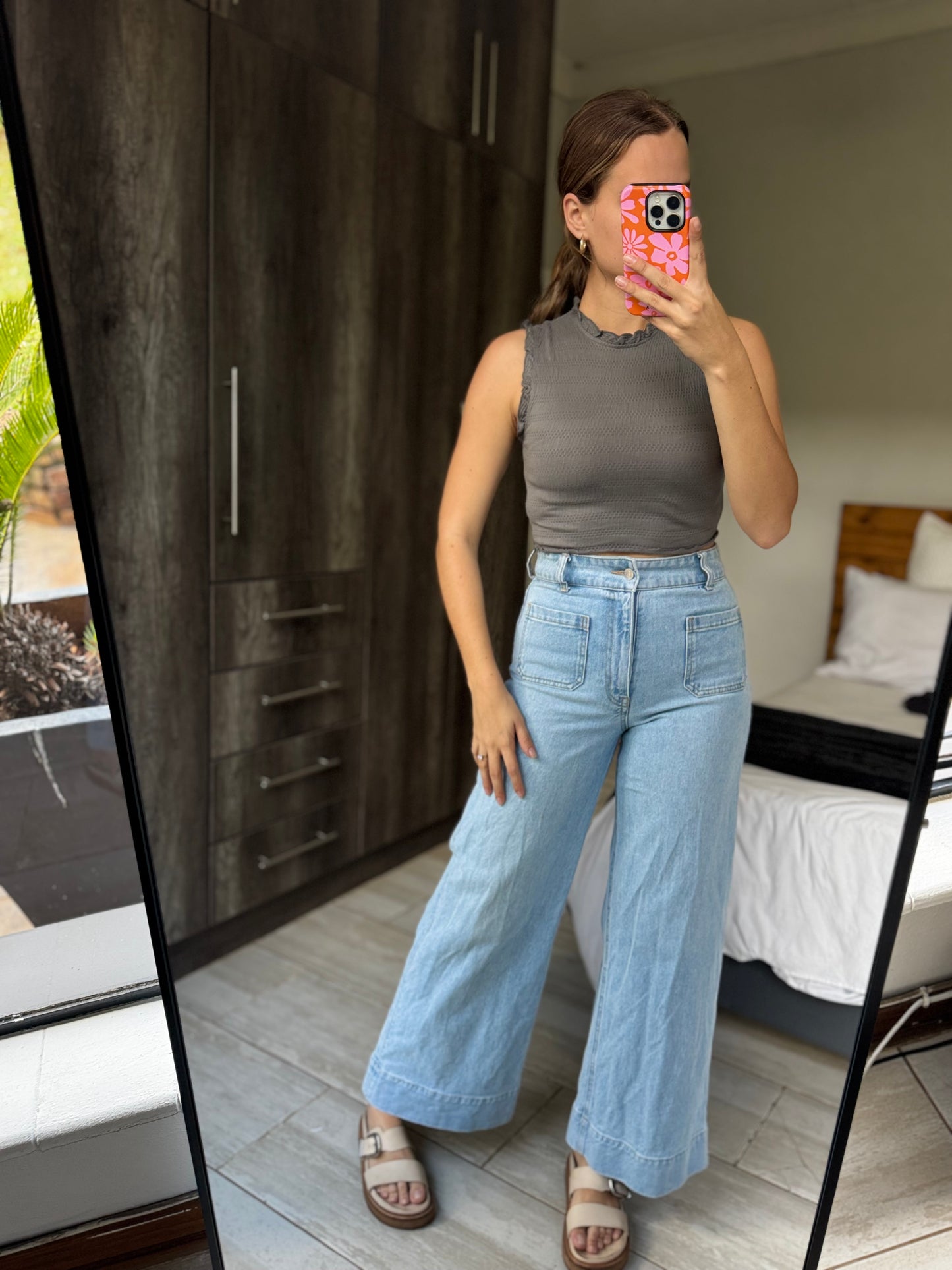 H&M grey top (DD)
