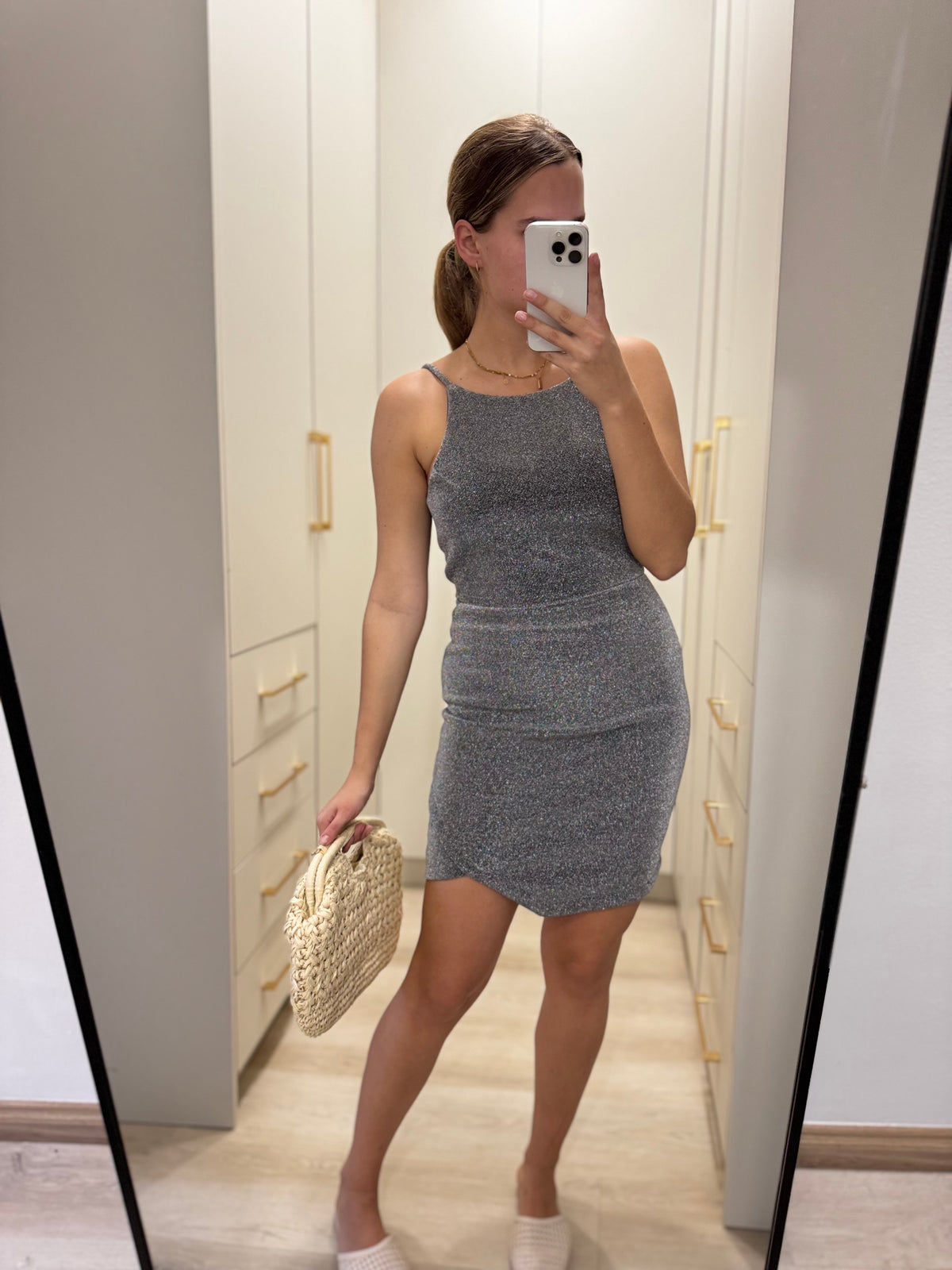 Glitter dress (Q)