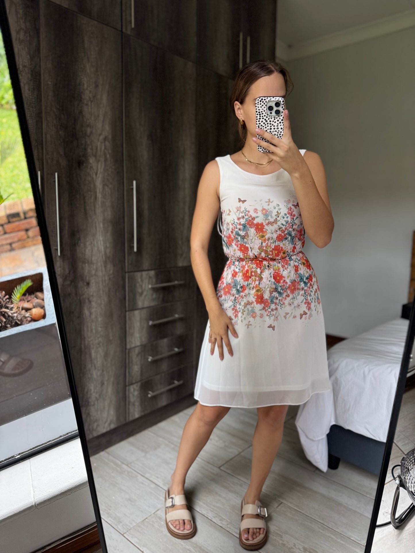 White floral dress (F)
