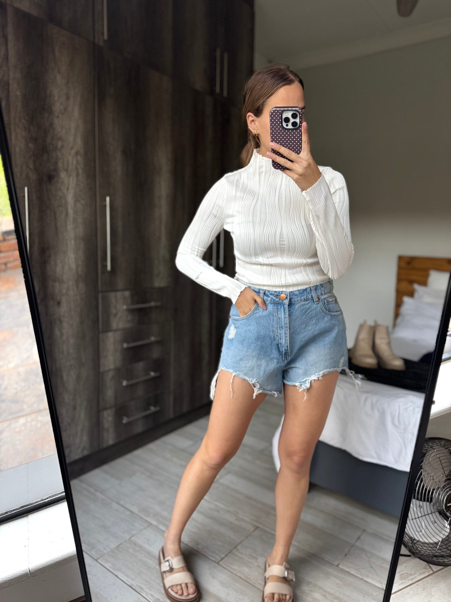 Cotton on denim shorts (E)