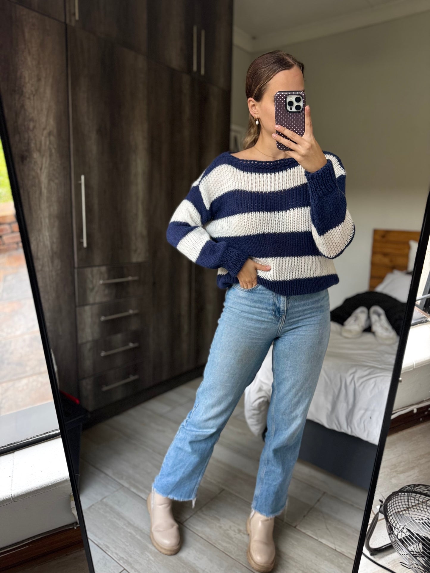 Blue striped knitted sweater (D)
