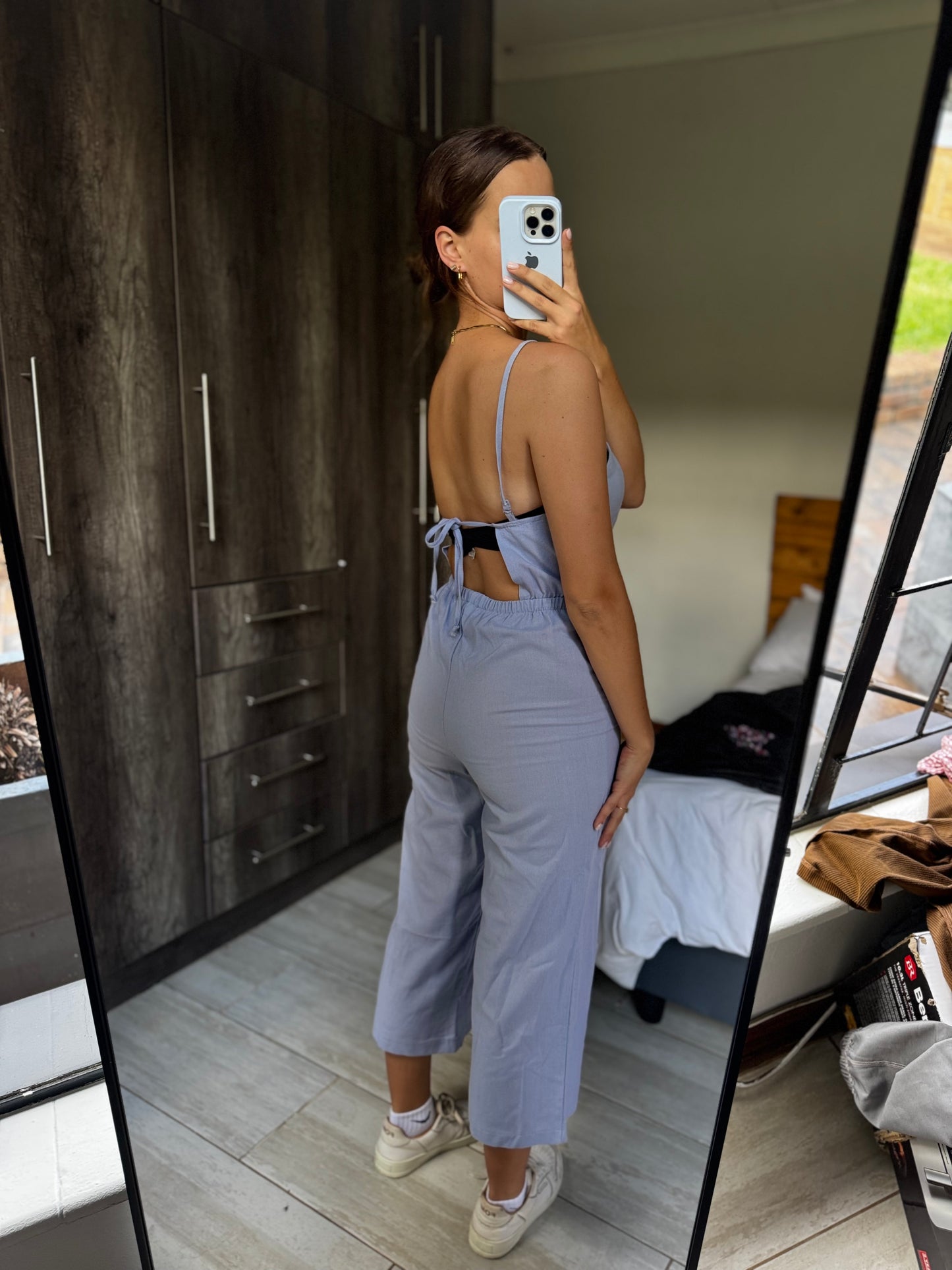 Blue jumpsuit (O)