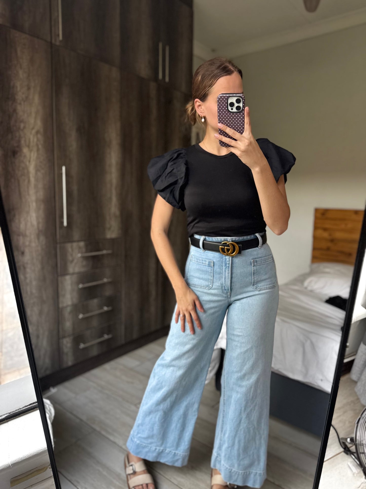 Black top (Q)