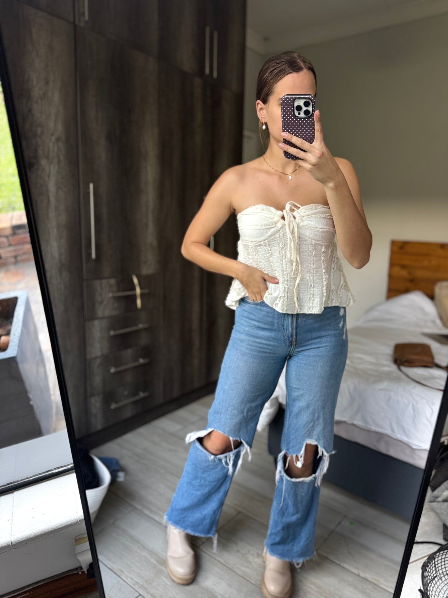 Cream stunning top (HH)