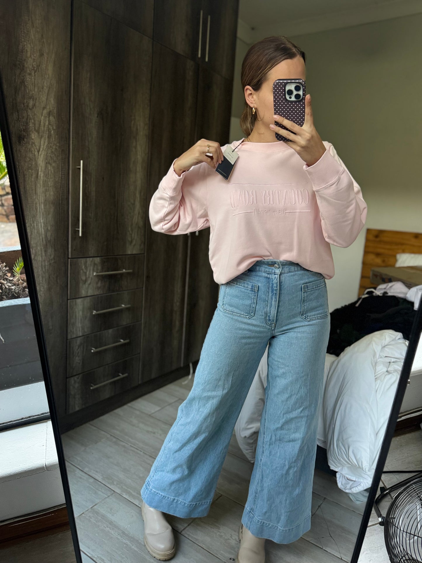 Brand New COUNTRY ROAD pink sweatshirt (TT)