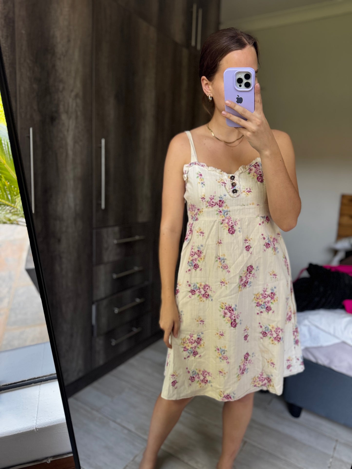 Cream floral dress (Q)