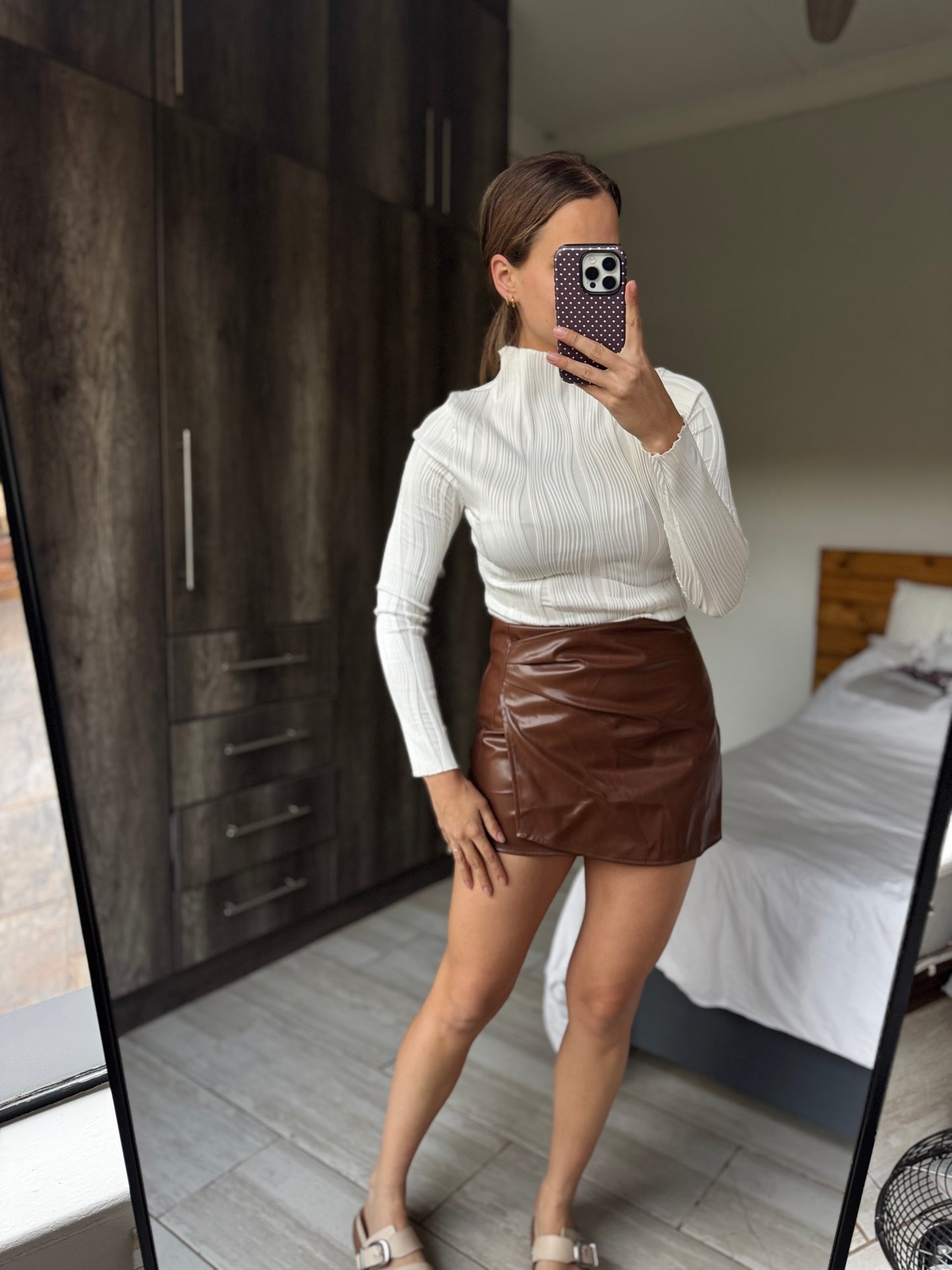 Brown leather skirt (S)
