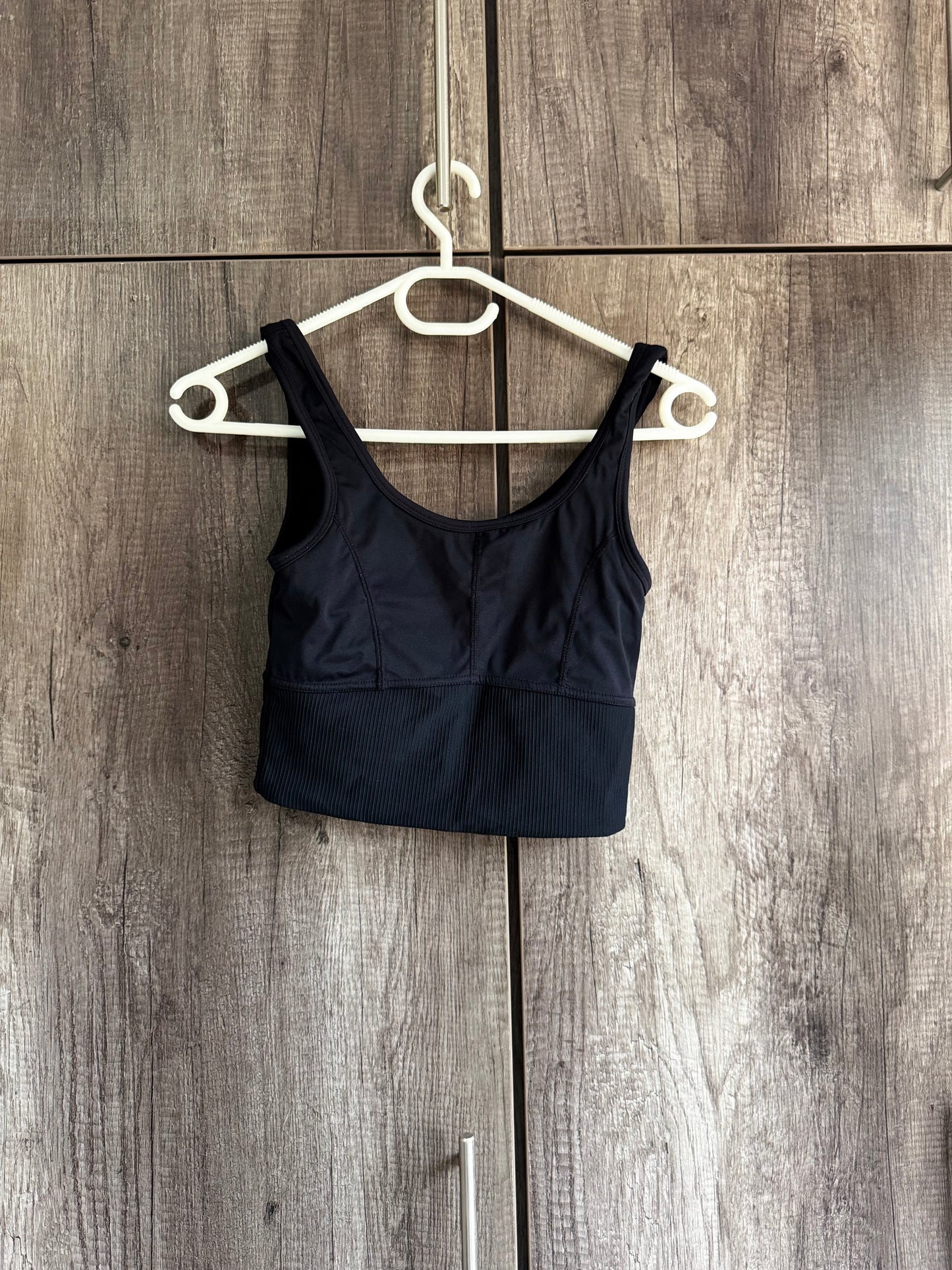 Cotton on gym top (RR)