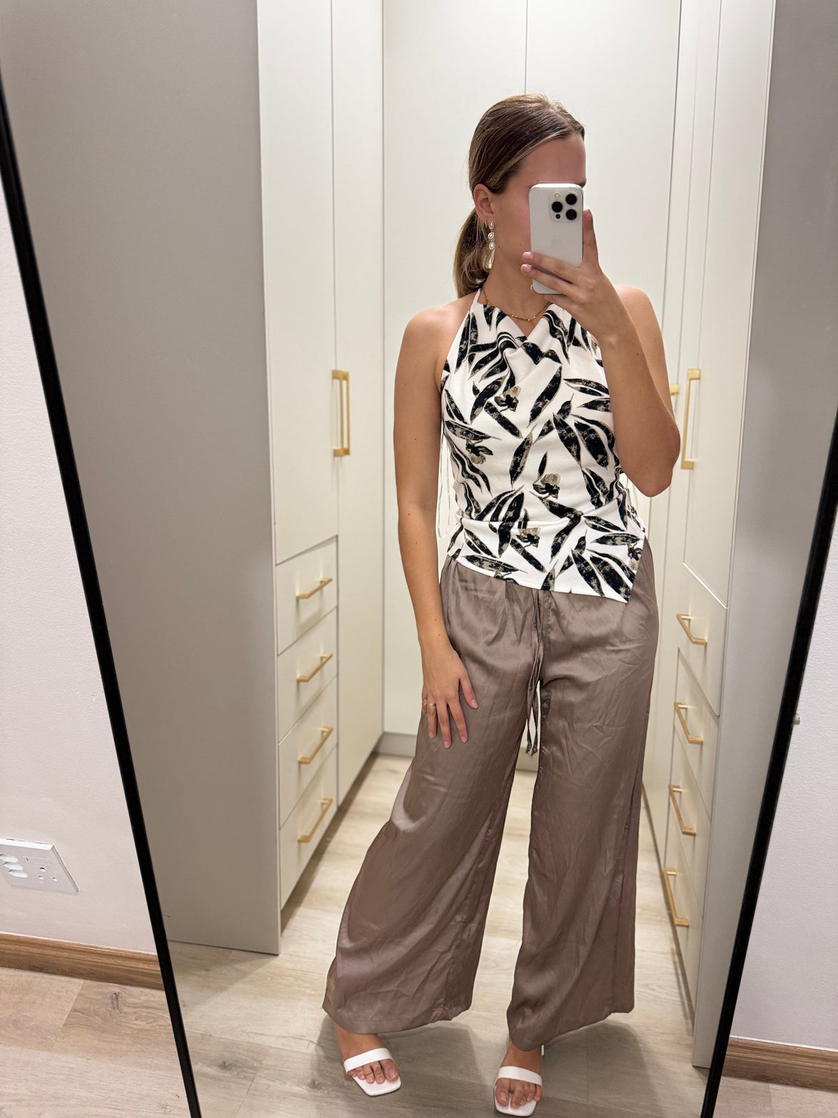 Brand New ZARA stunning top (HH)