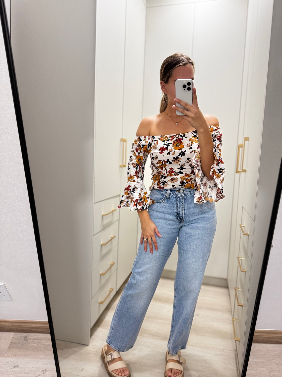 Floral off shoulder top (OO)