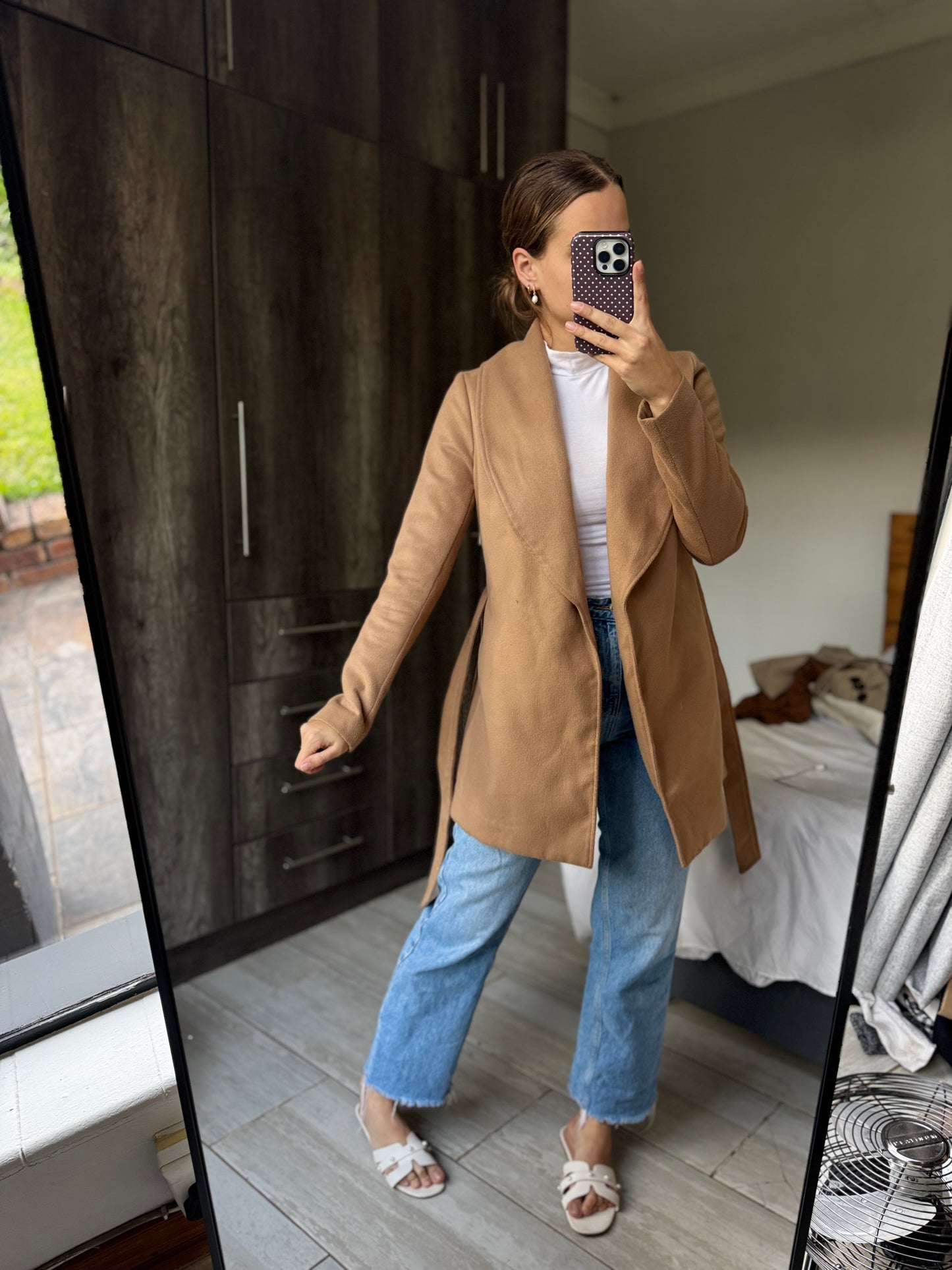 Brown coat (PP)