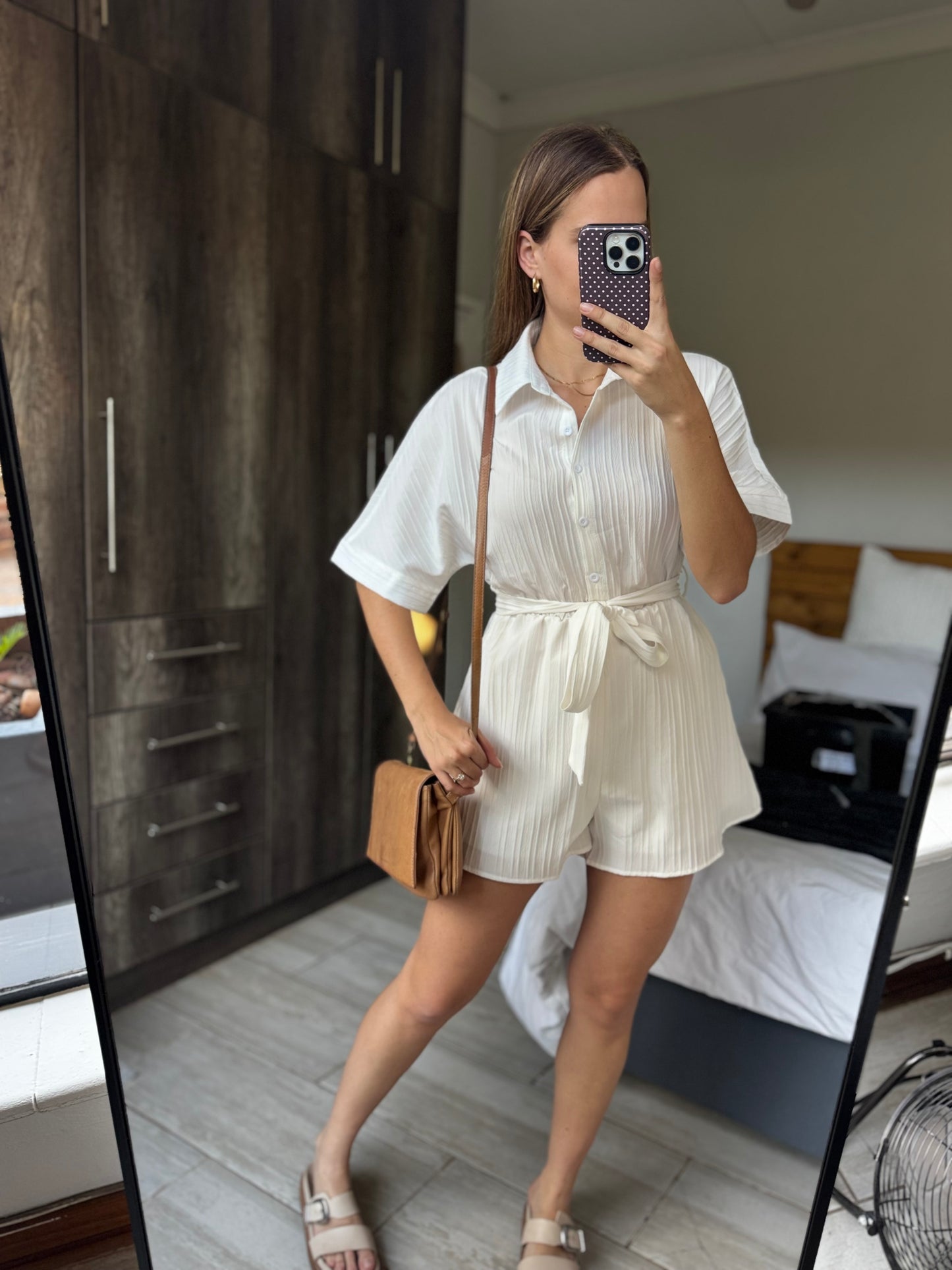 White jumpsuit (EE)