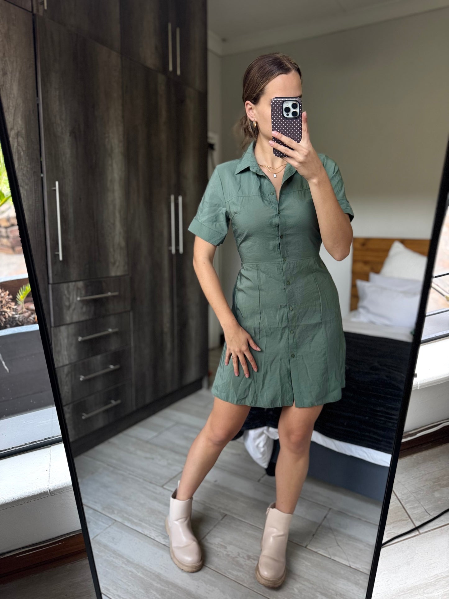 Pretty green dress (MM)