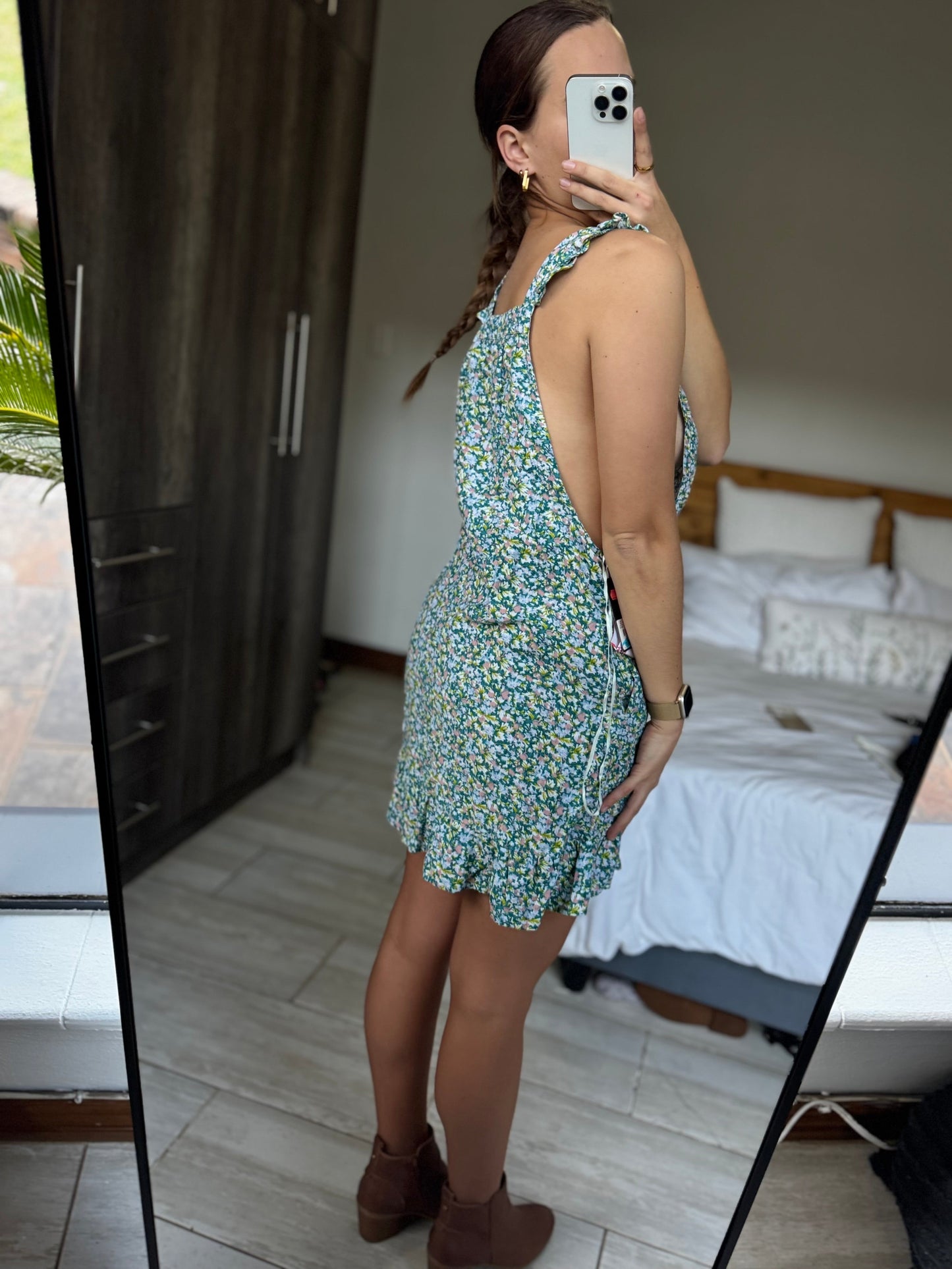 BRAND NEW floral dress (AA)