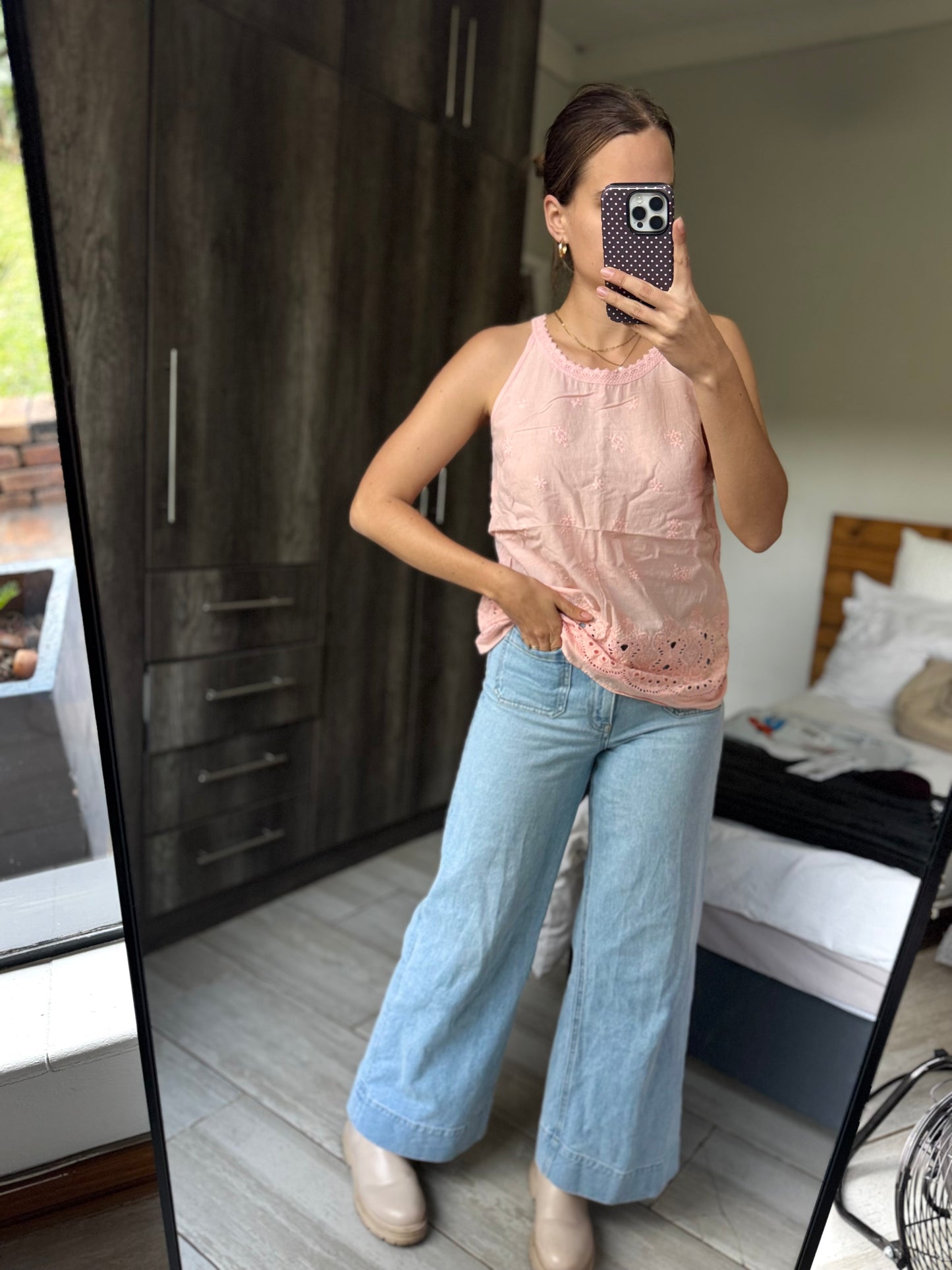 Pretty pink top (A)