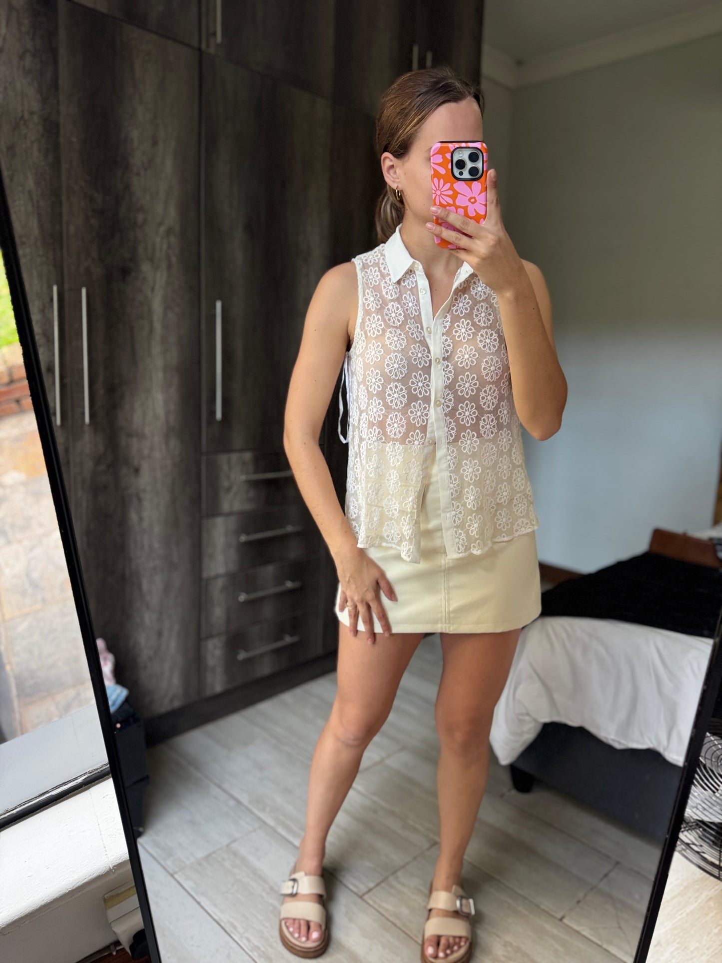 FOREVER NEW cream top (A)