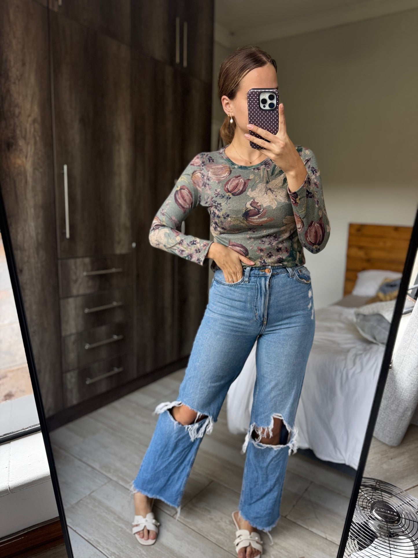 Floral sweater (K)