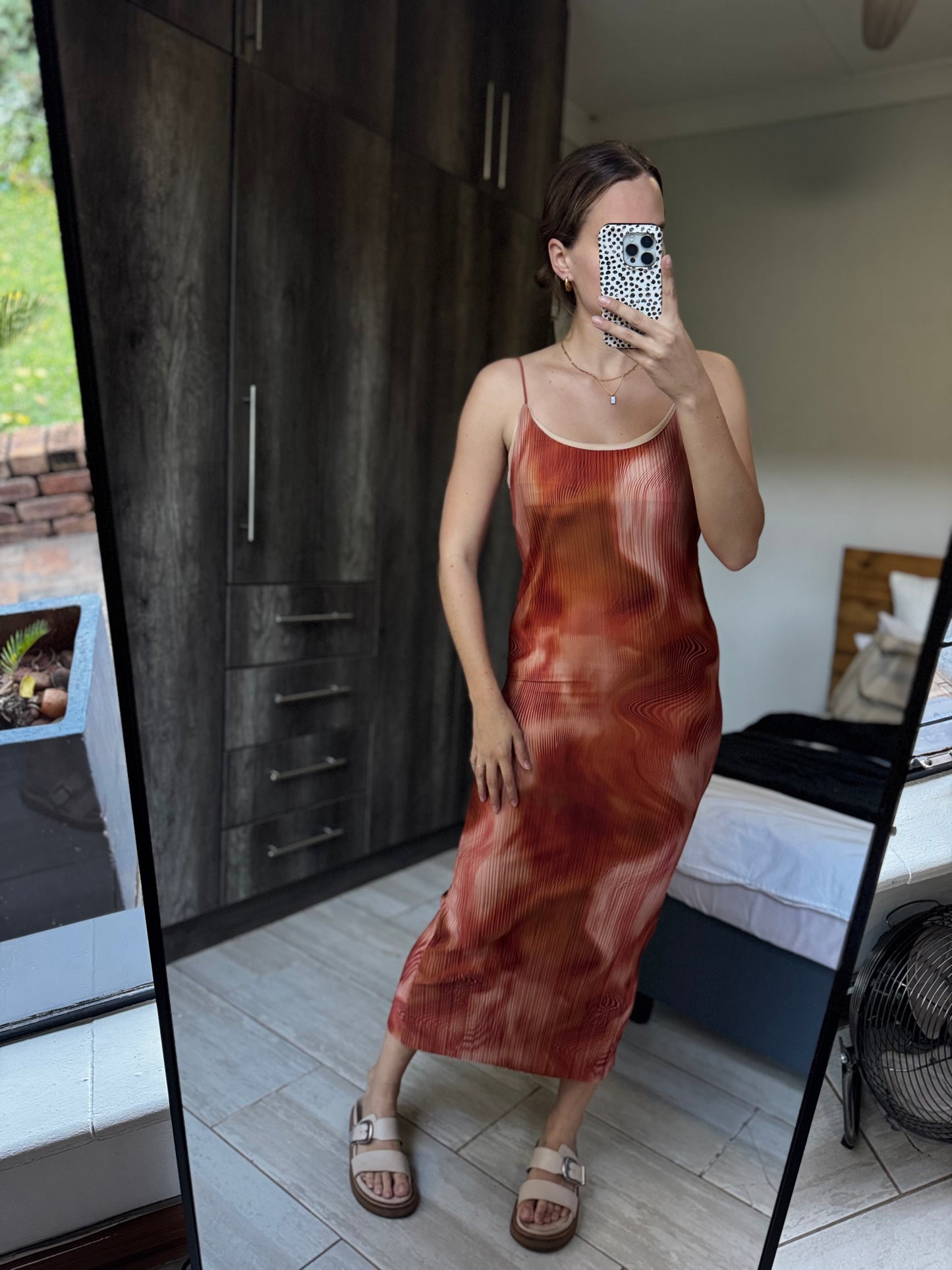Stunning dress (A)